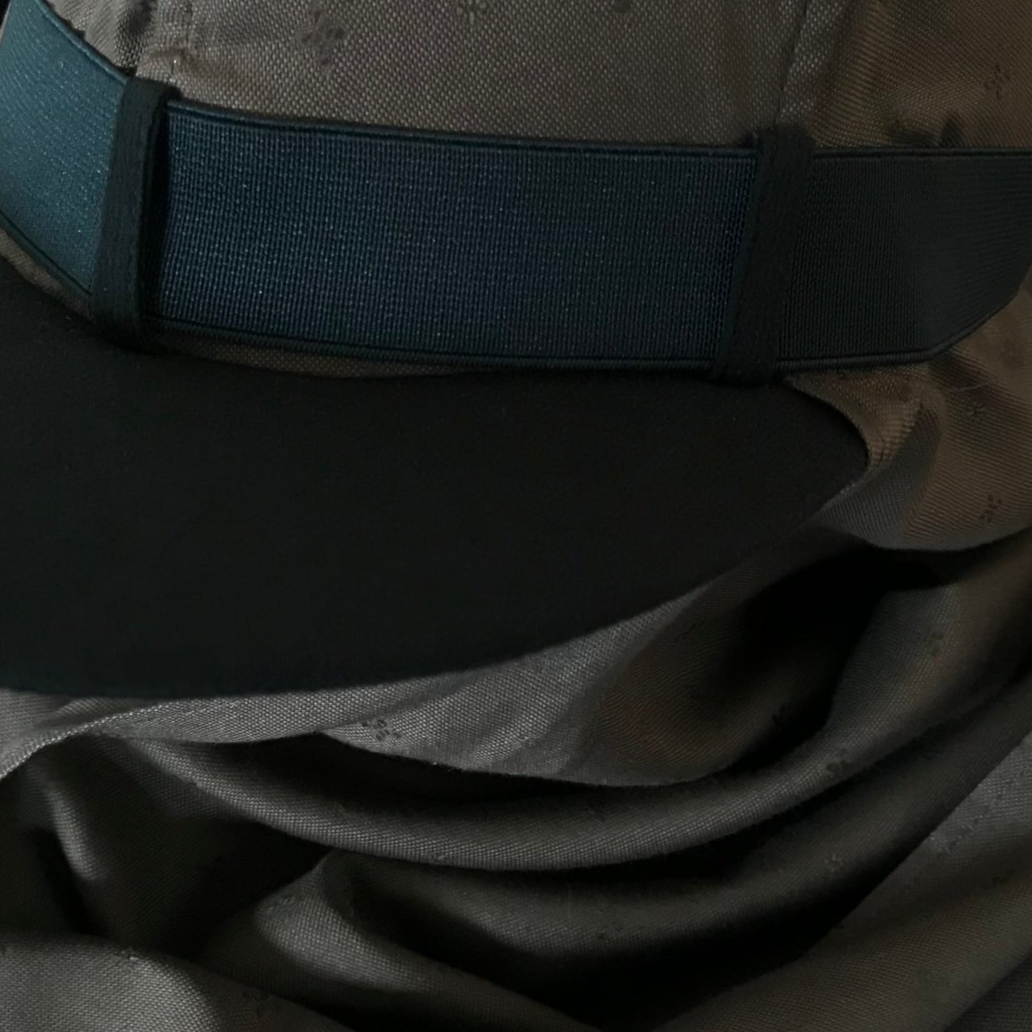 Grounded (flat elastic / XXL)
